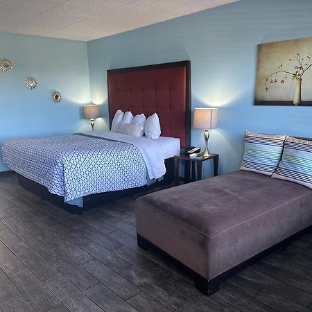 Geneva Wells Inn レイク・ジェニーバ エクステリア 写真