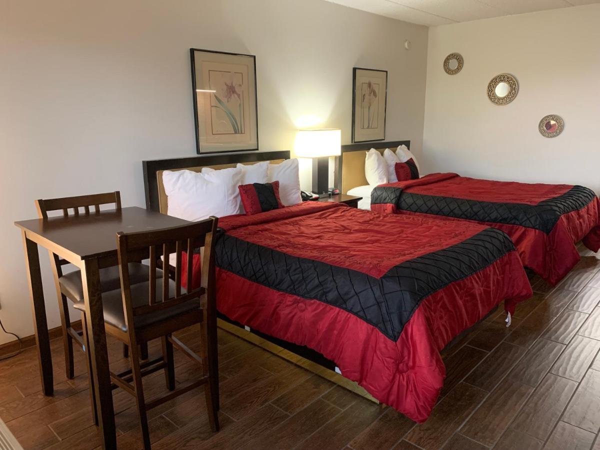 Geneva Wells Inn レイク・ジェニーバ エクステリア 写真