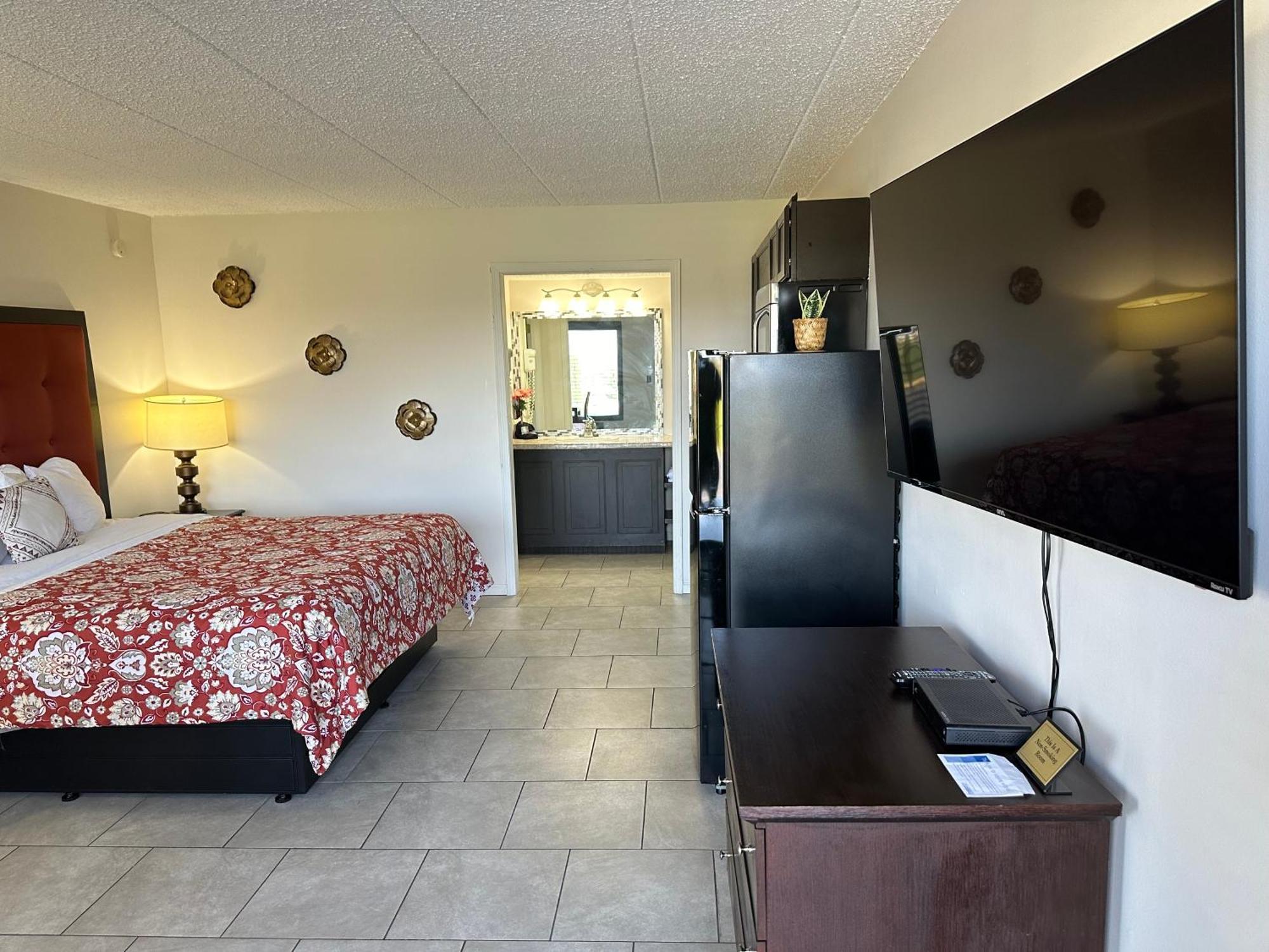 Geneva Wells Inn レイク・ジェニーバ エクステリア 写真