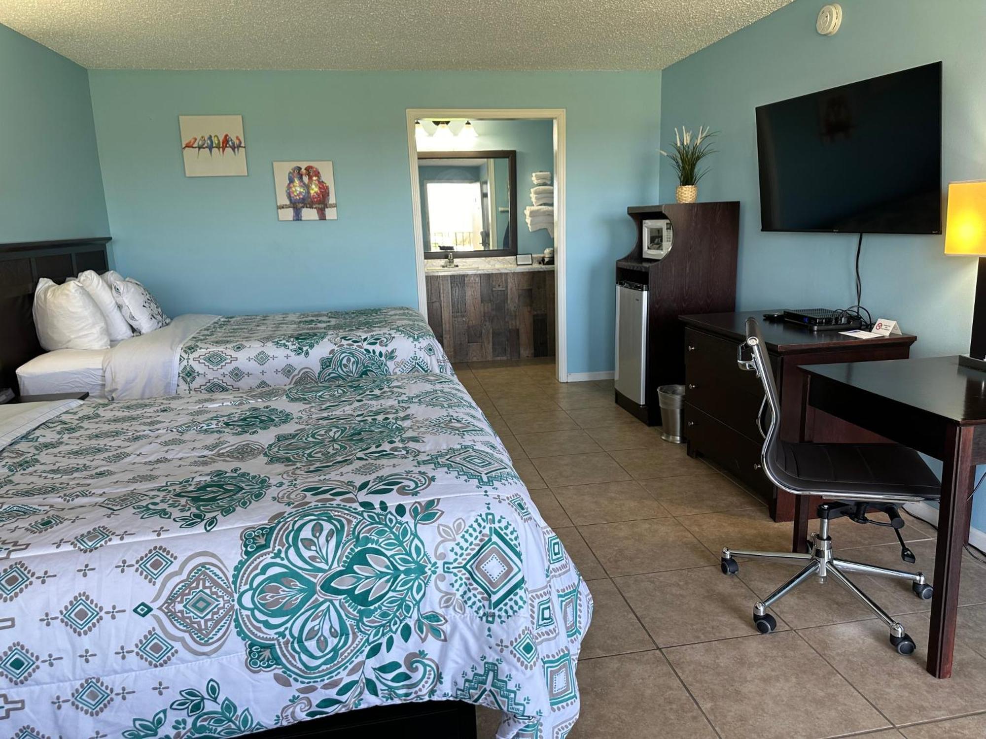 Geneva Wells Inn レイク・ジェニーバ エクステリア 写真