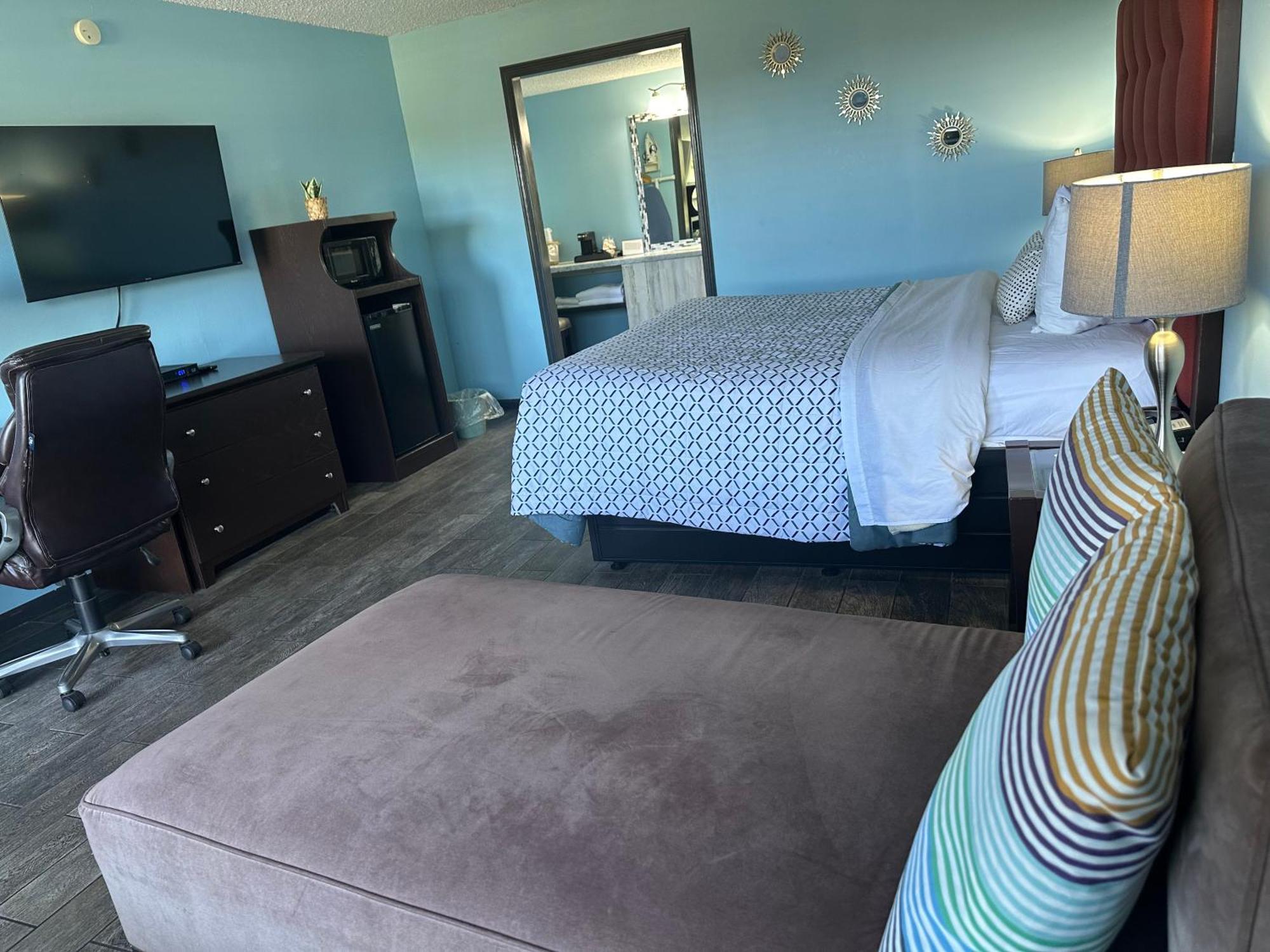 Geneva Wells Inn レイク・ジェニーバ エクステリア 写真